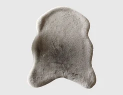 Kunstschaffell Grau