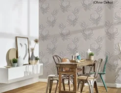 Vliestapete Blume Beige